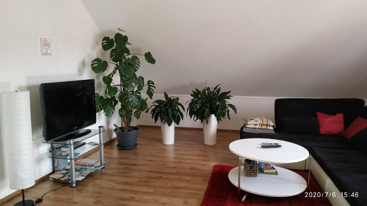 Ferienwohnung Valerie Етенхайм Екстериор снимка