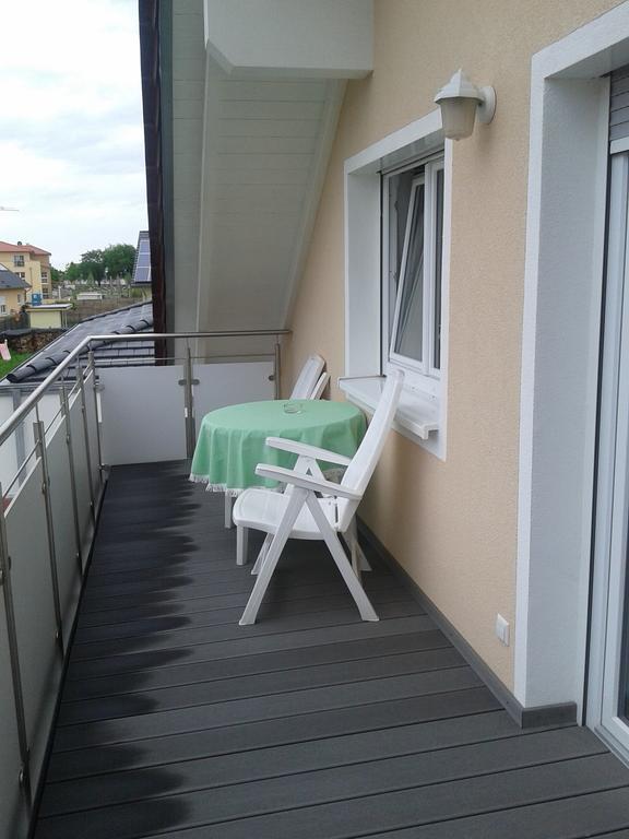 Ferienwohnung Valerie Етенхайм Стая снимка