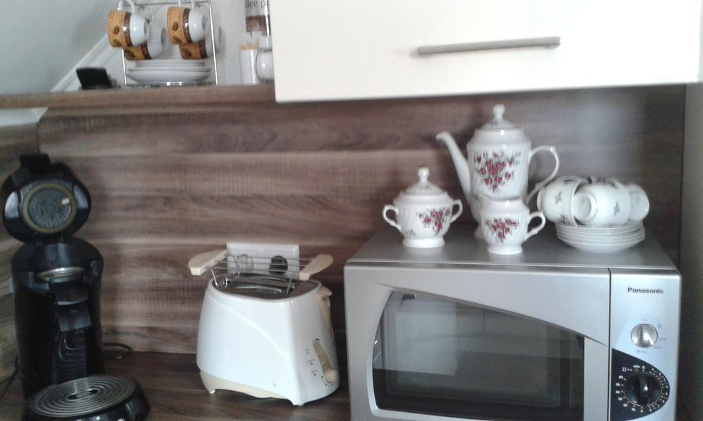 Ferienwohnung Valerie Етенхайм Екстериор снимка